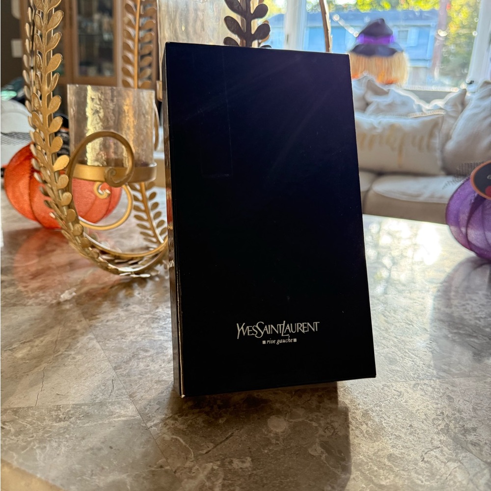 Yves Saint Laurent Patent Leather Zip Wallet - Picture 15 of 15